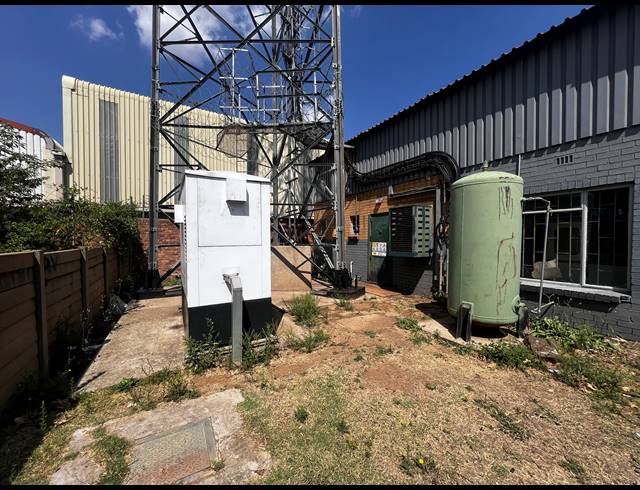550M² FACTORY TO LET IN ALRODE SOUTH